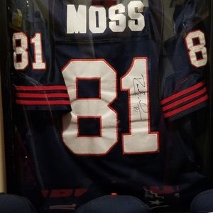 a autograph Randy moss Pats Jersey